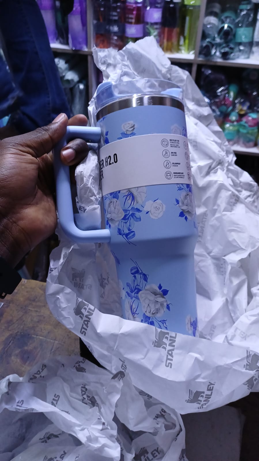 The Quencher H2.0 Flowstate™ Stanley Tumbler - Floral Blue